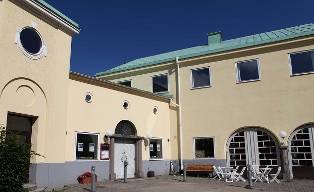 Lallerstedtska huset med bibliotek, café och kulturskola. Här ska nya kulturhuset ligga!